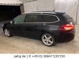 Peugeot 308 bei Sportwagen.expert - Abbildung (6 / 14) Peugeot 308 bei Sportwagen.expert - Abbildung (6 / 14)