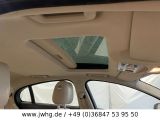 Jaguar XF bei Sportwagen.expert - Abbildung (4 / 15)