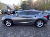 Infiniti Q30 bei Sportwagen.expert - Abbildung (4 / 15) Infiniti Q30 bei Sportwagen.expert - Abbildung (4 / 15)