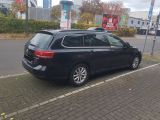 VW Passat bei Sportwagen.expert - Abbildung (3 / 15)