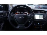 Hyundai i20 bei Sportwagen.expert - Abbildung (14 / 15)