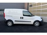 Fiat Doblo bei Sportwagen.expert - Abbildung (4 / 15)