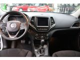 Jeep Cherokee bei Sportwagen.expert - Abbildung (9 / 14)