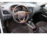 Jeep Cherokee bei Sportwagen.expert - Abbildung (8 / 14)