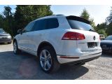 VW Touareg bei Sportwagen.expert - Abbildung (8 / 15)