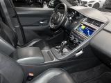 Jaguar E-Pace bei Sportwagen.expert - Abbildung (9 / 15)