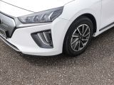 Hyundai IONIQ bei Sportwagen.expert - Abbildung (3 / 15)