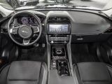 Jaguar F-Pace bei Sportwagen.expert - Abbildung (4 / 15)