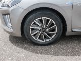 Hyundai IONIQ bei Sportwagen.expert - Abbildung (4 / 15)