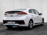 Hyundai IONIQ bei Sportwagen.expert - Abbildung (2 / 15)
