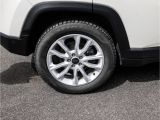 Jeep Compass bei Sportwagen.expert - Abbildung (3 / 13)