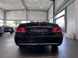 Mercedes-Benz E-Klasse bei Sportwagen.expert - Abbildung (14 / 15)