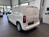 Opel Combo bei Sportwagen.expert - Abbildung (11 / 15)
