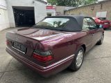 Mercedes-Benz E-Klasse bei Sportwagen.expert - Abbildung (5 / 10)