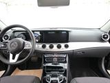 Mercedes-Benz E-Klasse bei Sportwagen.expert - Abbildung (13 / 15)
