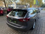 Opel Insignia bei Sportwagen.expert - Abbildung (8 / 15)