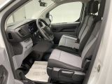 Opel Vivaro bei Sportwagen.expert - Abbildung (9 / 15)