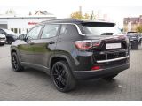 Jeep Compass bei Sportwagen.expert - Abbildung (3 / 15)