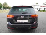 VW Passat bei Sportwagen.expert - Abbildung (4 / 15)