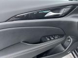 Opel Insignia bei Sportwagen.expert - Abbildung (11 / 15)