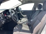 Opel Astra bei Sportwagen.expert - Abbildung (8 / 13)