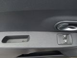 Dacia Lodgy bei Sportwagen.expert - Abbildung (8 / 15)
