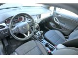 Opel Astra bei Sportwagen.expert - Abbildung (8 / 15)