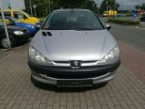 Peugeot 206 bei Sportwagen.expert - Abbildung (3 / 12)
