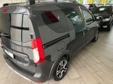 Dacia Dokker bei Sportwagen.expert - Abbildung (11 / 15)