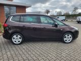 Opel Zafira Tourer bei Sportwagen.expert - Abbildung (9 / 15)