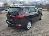 Opel Zafira Tourer bei Sportwagen.expert - Abbildung (6 / 15)