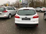 Ford Focus Turnier bei Sportwagen.expert - Abbildung (10 / 13)