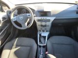 Opel Astra bei Sportwagen.expert - Abbildung (11 / 15)