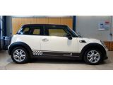 Mini Cooper D bei Sportwagen.expert - Abbildung (6 / 15)