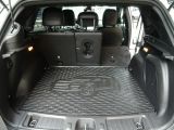 Jeep Compass bei Sportwagen.expert - Abbildung (8 / 15)