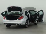Mercedes-Benz C-Klasse bei Sportwagen.expert - Abbildung (9 / 15) Mercedes-Benz C-Klasse bei Sportwagen.expert - Abbildung (9 / 15)