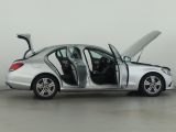 Mercedes-Benz C-Klasse bei Sportwagen.expert - Abbildung (8 / 15) Mercedes-Benz C-Klasse bei Sportwagen.expert - Abbildung (8 / 15)