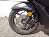 Honda 125 bei Sportwagen.expert - Abbildung (14 / 15)