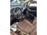 Opel Astra bei Sportwagen.expert - Abbildung (8 / 15)