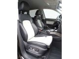 Audi SQ5 bei Sportwagen.expert - Abbildung (14 / 15)