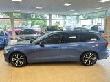 Volvo V60 bei Sportwagen.expert - Abbildung (4 / 15)