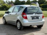 Mercedes-Benz A-Klasse bei Sportwagen.expert - Abbildung (3 / 15)