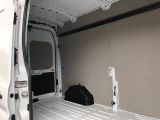 Ford Transit bei Sportwagen.expert - Abbildung (13 / 15)