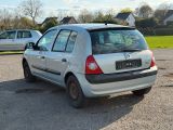 Renault Clio bei Sportwagen.expert - Abbildung (5 / 15)