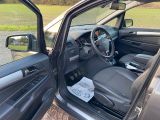 Opel Zafira bei Sportwagen.expert - Abbildung (13 / 15)