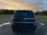 Opel Zafira bei Sportwagen.expert - Abbildung (4 / 15)