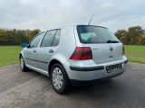 VW Golf bei Sportwagen.expert - Abbildung (3 / 15)