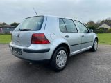 VW Golf bei Sportwagen.expert - Abbildung (6 / 15)