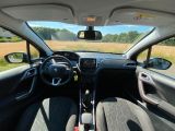 Peugeot 2008 bei Sportwagen.expert - Abbildung (7 / 15)