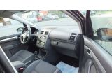 VW Touran bei Sportwagen.expert - Abbildung (14 / 15)